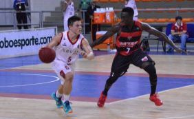 Em seu primeiro ano no NBB, Universo/Vitória se classifica para os playoff’s