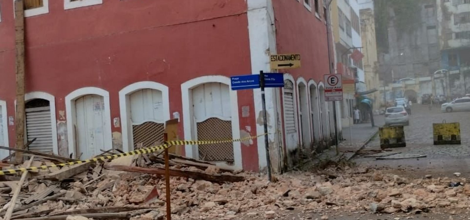 Um mês após desabamento, Iphan e Sedur decidem que 2º pavimento de prédio do restaurante Colon será demolido