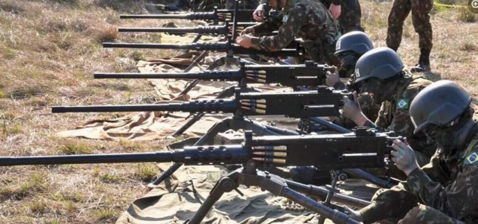 Justi&ccedil;a Militar torna r&eacute;us 4 militares e 4 civis pelo furto de metralhadoras em S&atilde;o Paulo