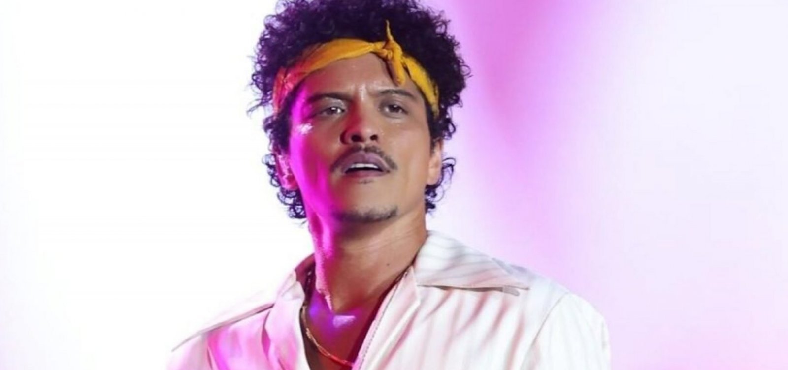 Bruno Mars acumula R$ 250 milhões em dívidas de jogo, diz site