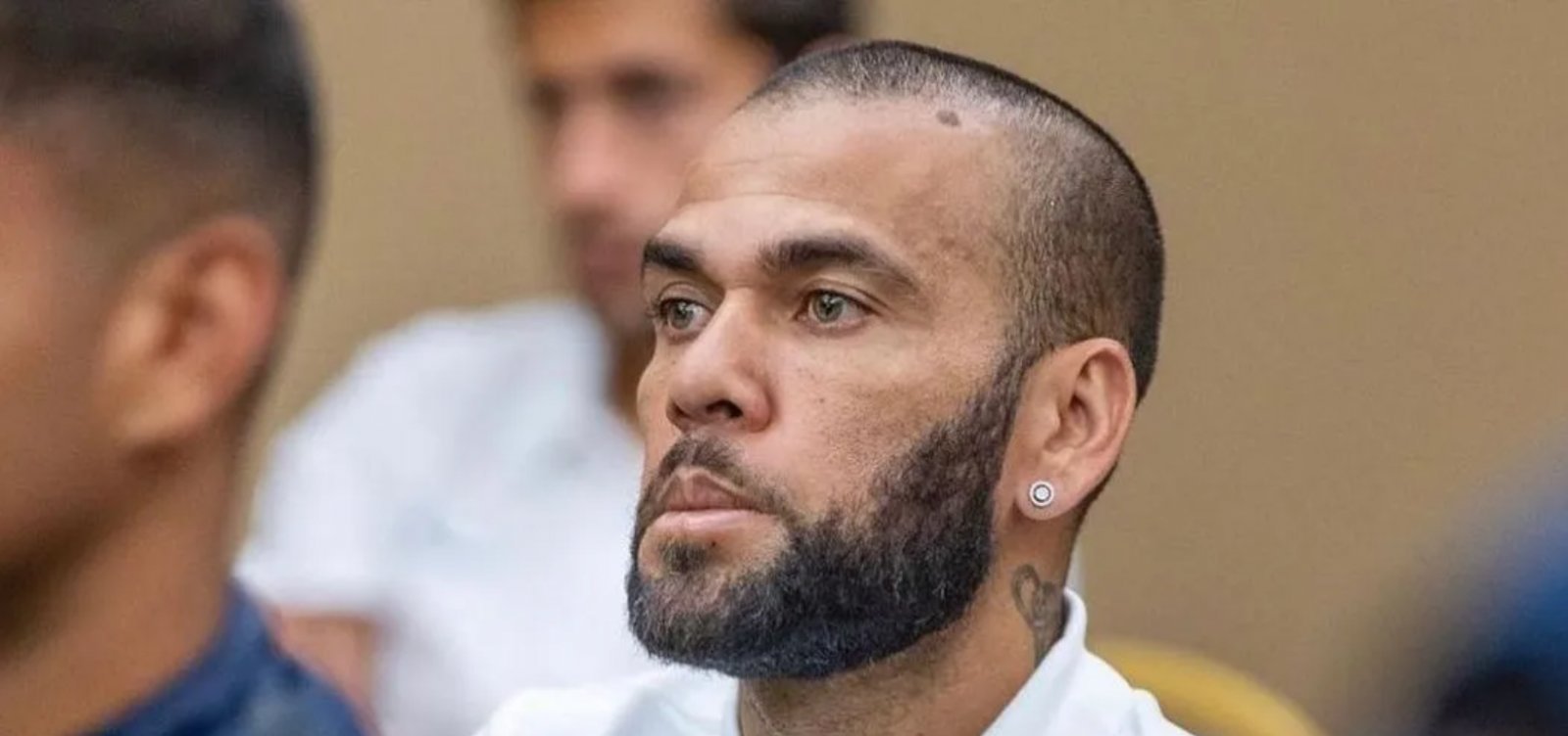 Justiça da Espanha decide dar liberdade provisória de Daniel Alves sob fiança de 1 milhão de euros