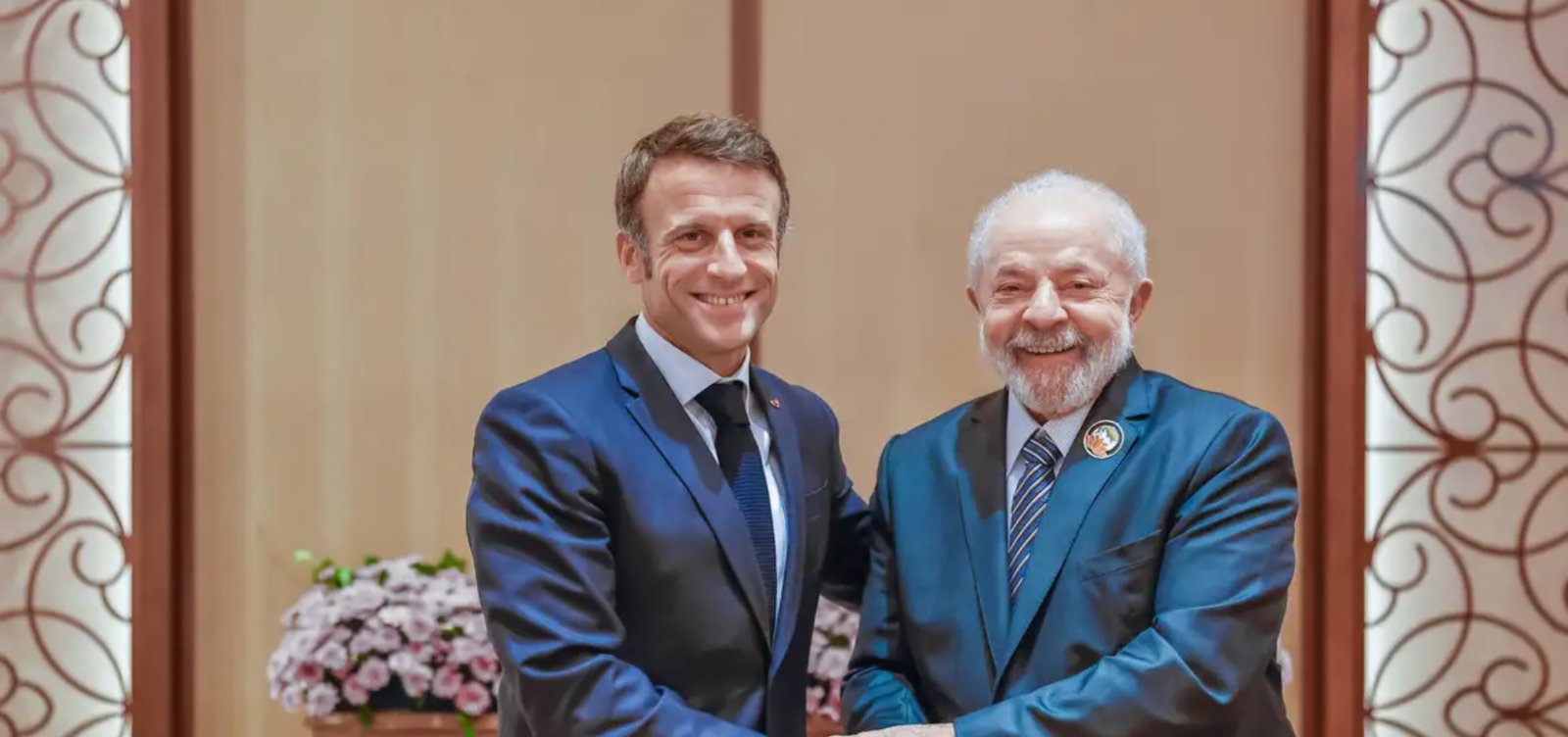Macron desembarca em Belém nesta terça-feira onde será recebido por Lula