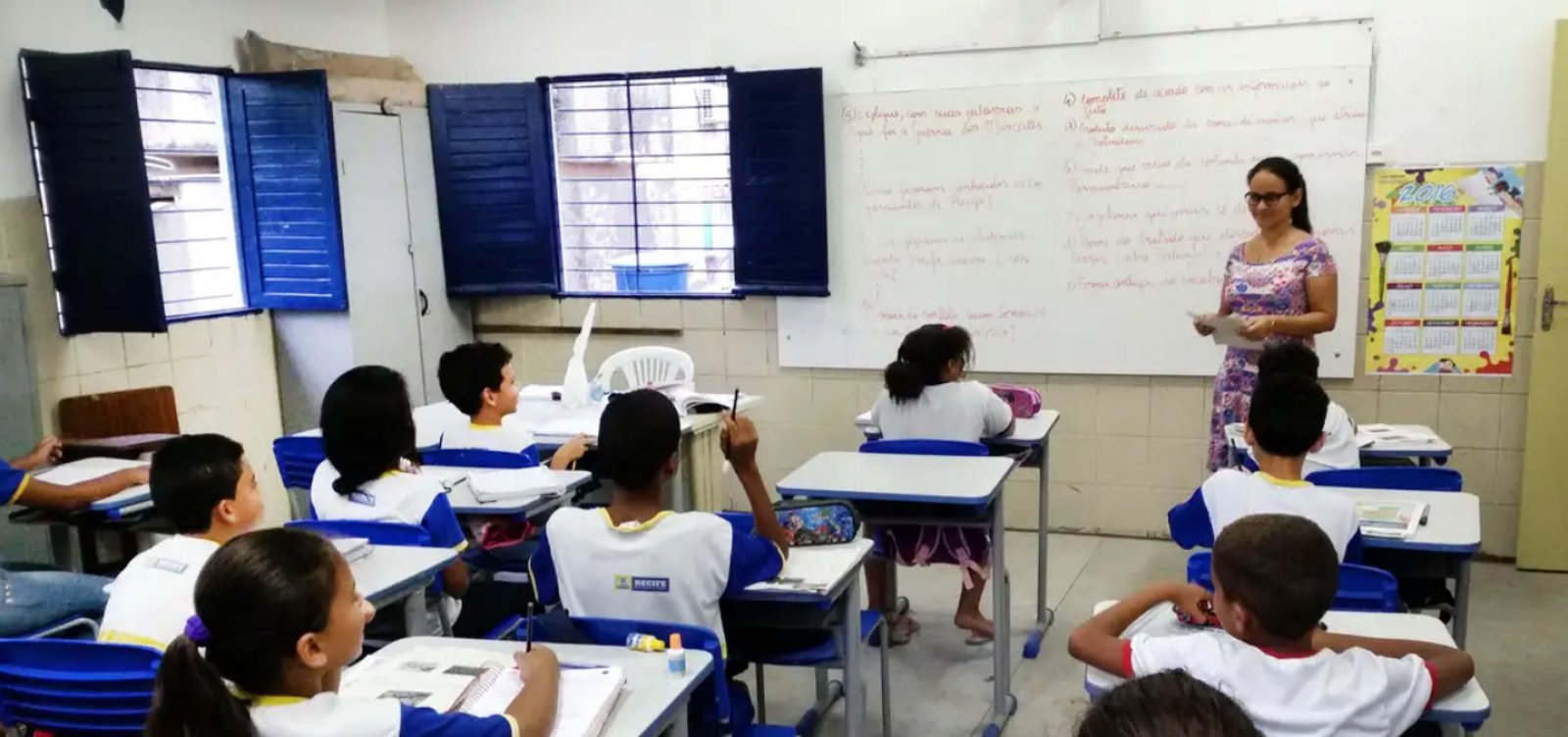 Professores da rede municipal de Salvador recebem 8% de reajuste salarial