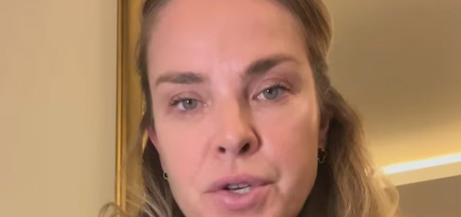 Atriz Leticia Birkheuer denuncia ex-marido por agressão e se pronuncia em vídeo