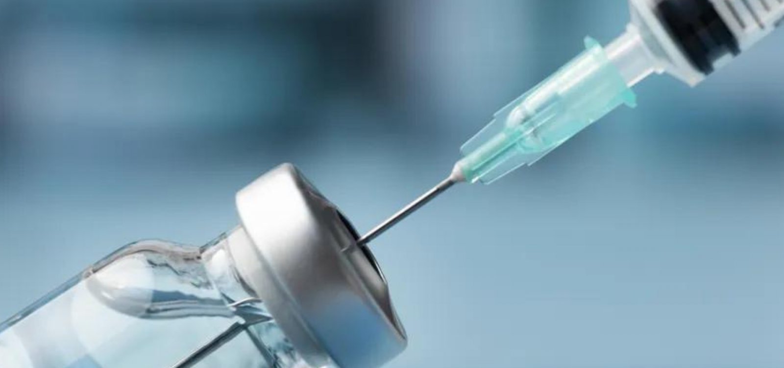 Anvisa autoriza registro de vacina da Pfizer que previne bronquiolite em bebês 