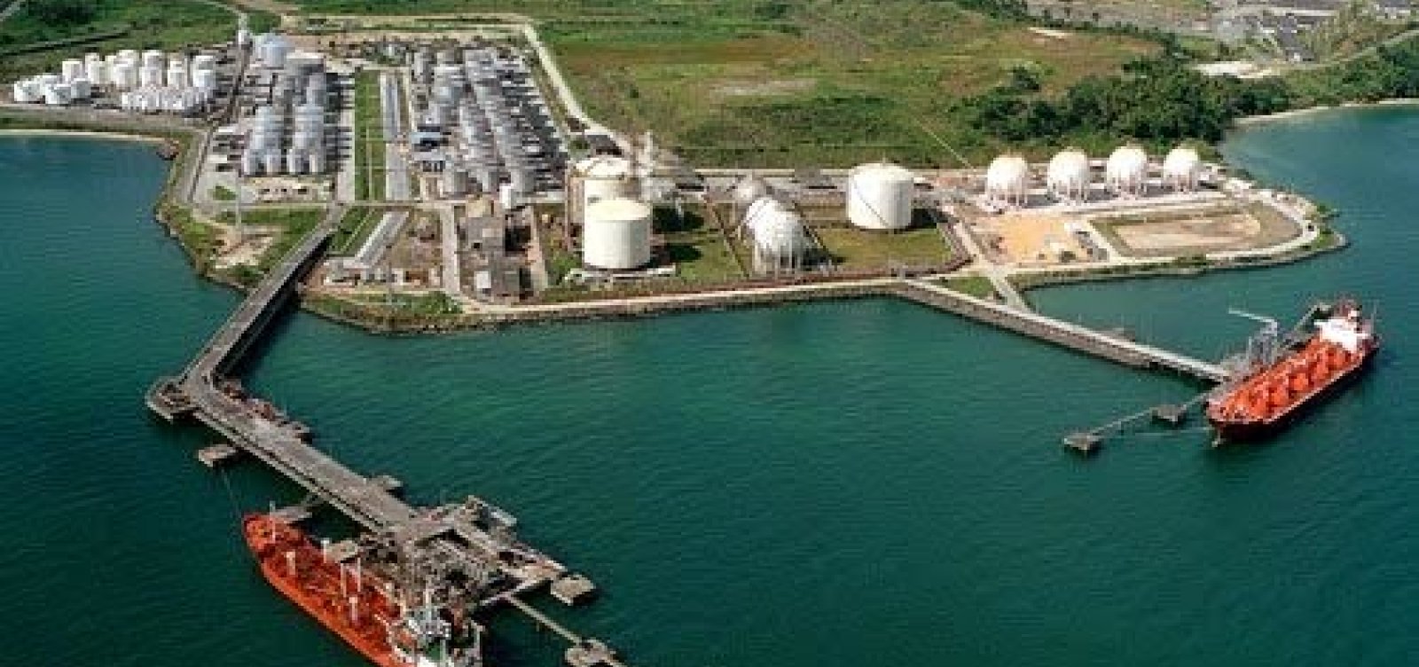 Vazamento de ácido sulfúrico em Porto de Aratu é registrado pela Codeba 