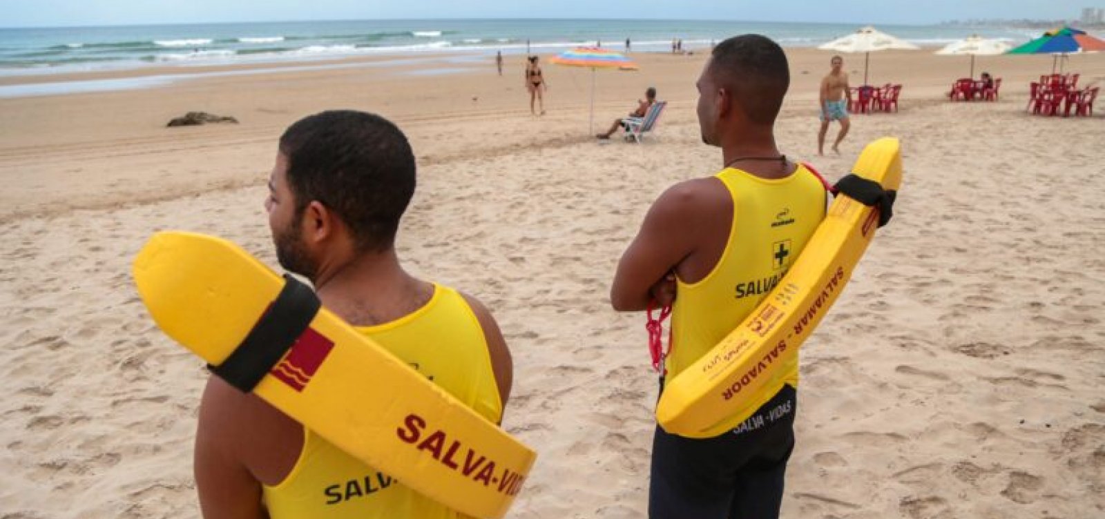 Salvamar não recomenda banhos de mar durante frente fria em Salvador; equipes operam em esquema especial 