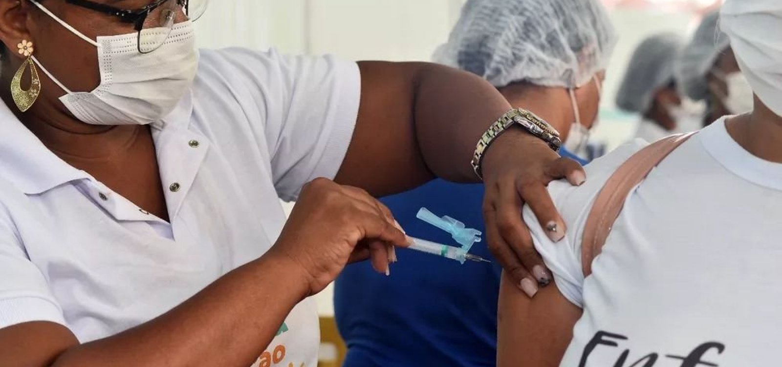 Vacina contra gripe será ofertada em mais de 60 locais em Salvador no sábado; confira