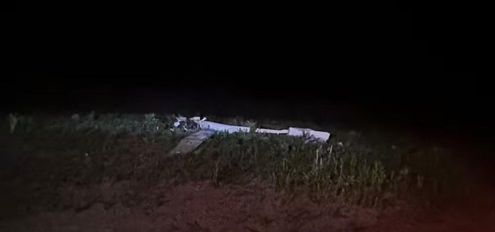 Aeronave cai em área rural no oeste da Bahia; piloto morreu após acidente