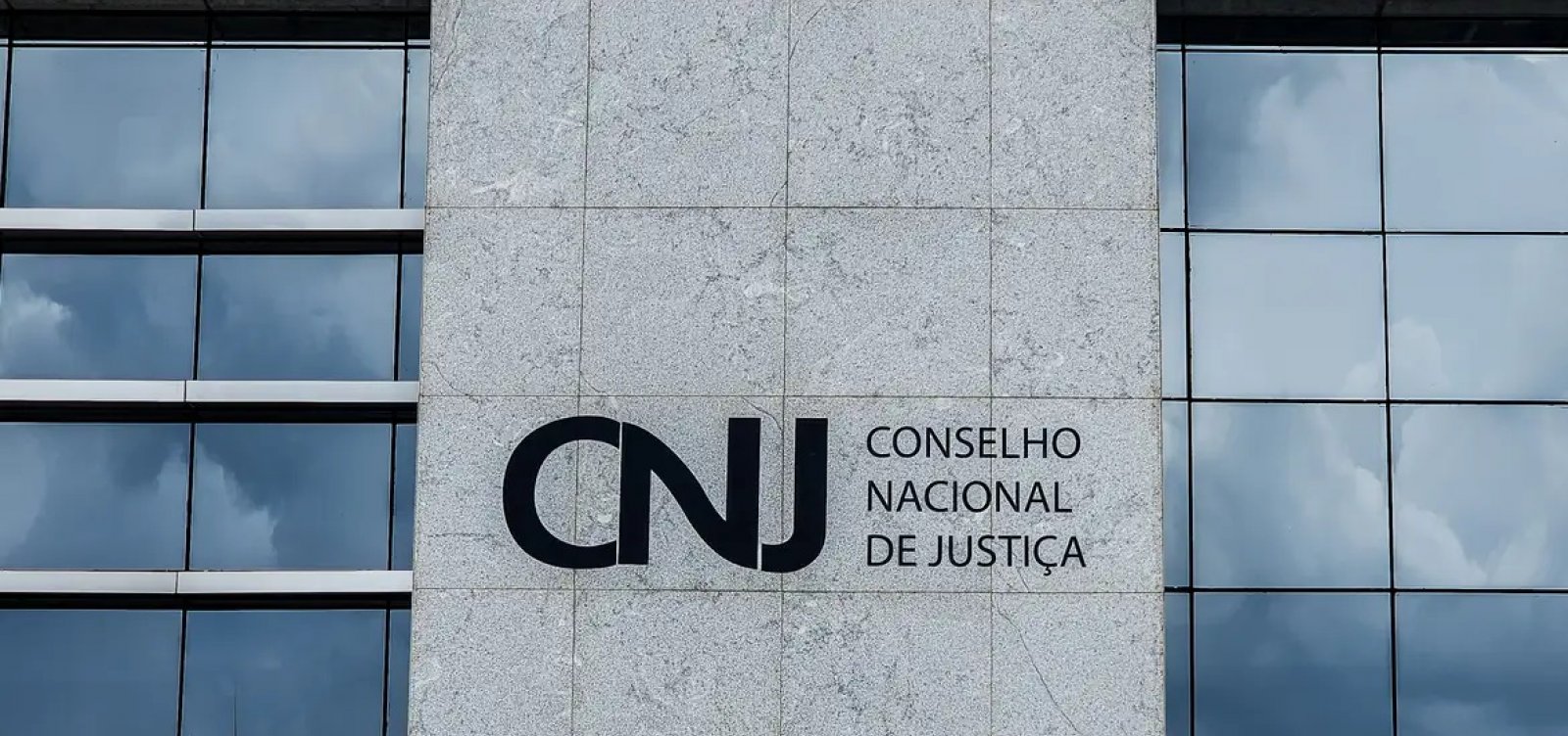 CNJ afasta Gabriela Hardt, juíza que condenou Lula, e três magistrados do cargo