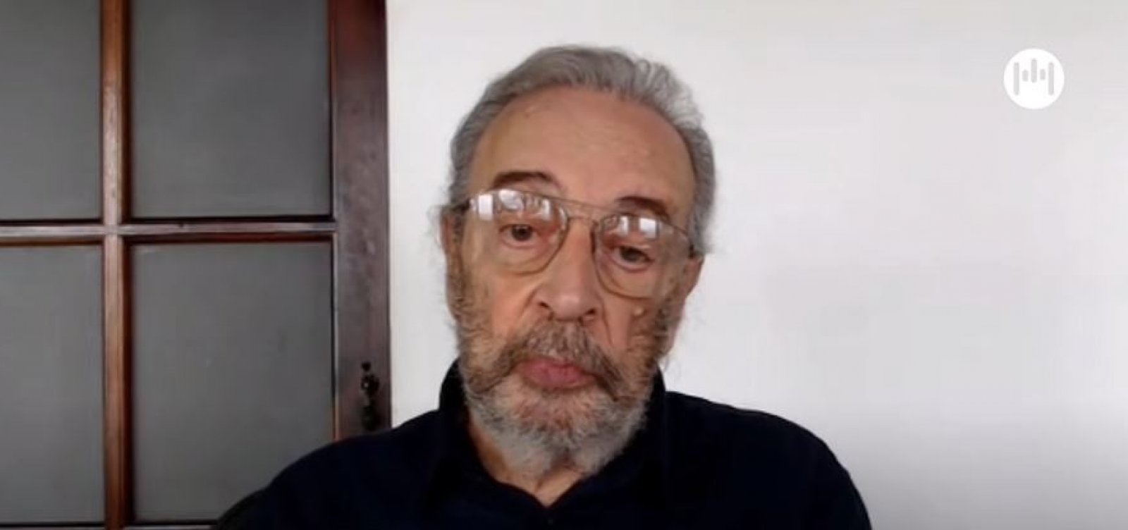 É um desrespeito à Constituição, diz Janio de Freitas sobre ataques de Lira ao governo