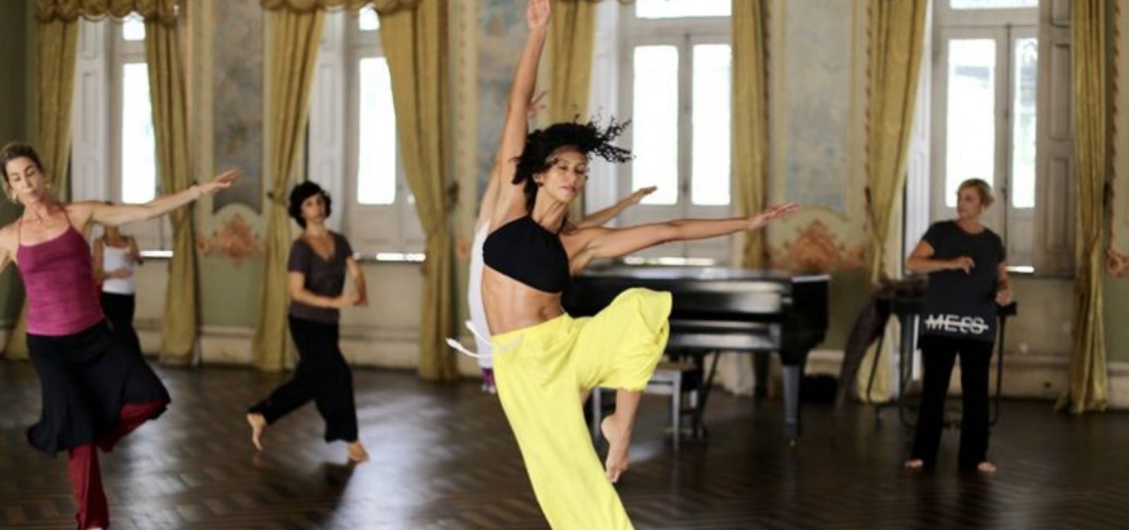 Balé do TCA oferece aulas de dança gratuitas durante o mês de maio