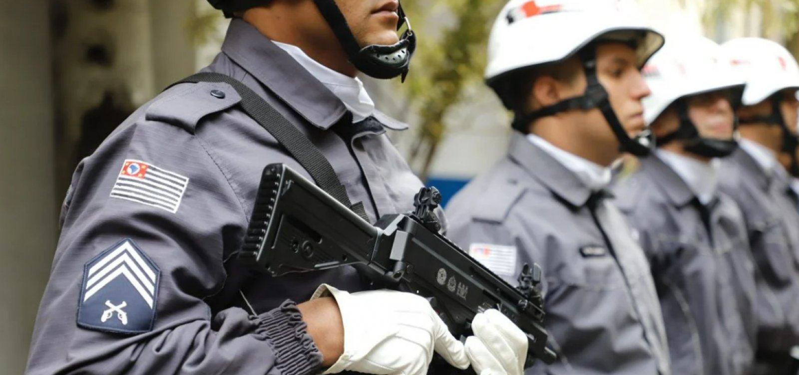 Armamento furtado em Batalhão da PM no interior de SP é encontrado em casa de policial 