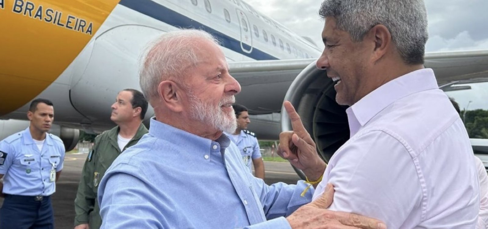 Lula desembarca na Bahia para inauguração de hospital e visita campus da UFSB