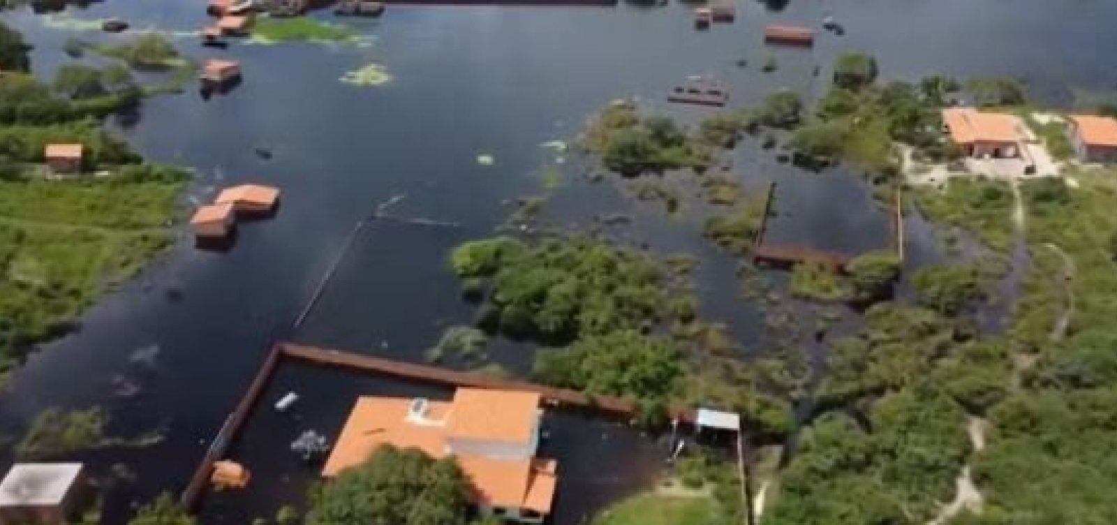 Em Barreirinhas (MA), 450 famílias foram afetadas pelas chuvas e alagamentos