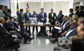 Presidente do PP anuncia que partido permanece apoiando governo Dilma