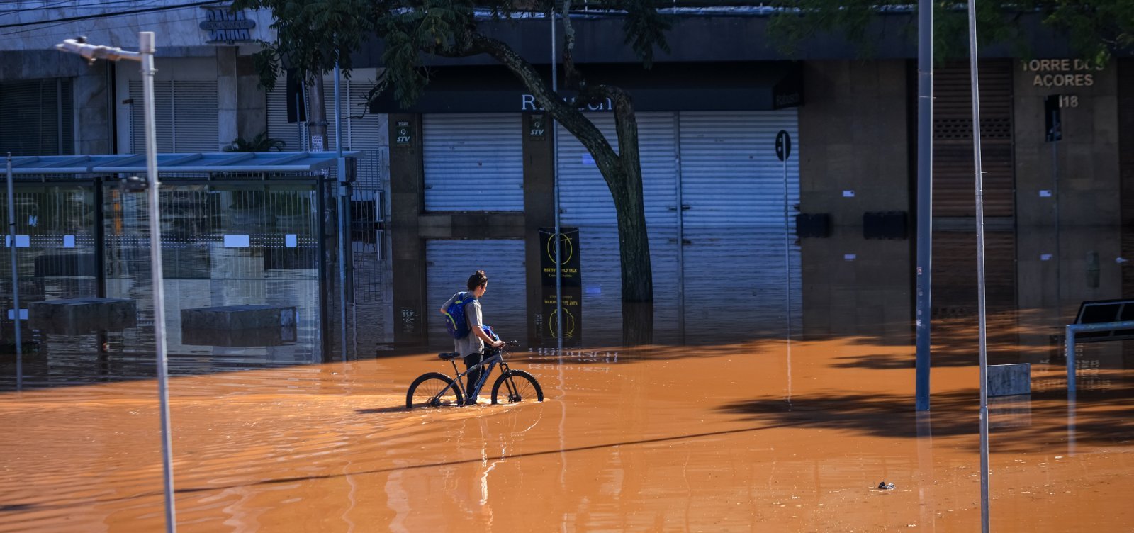 Defesa Civil do Rio Grande do Sul alerta para novos riscos de "inundações severas"