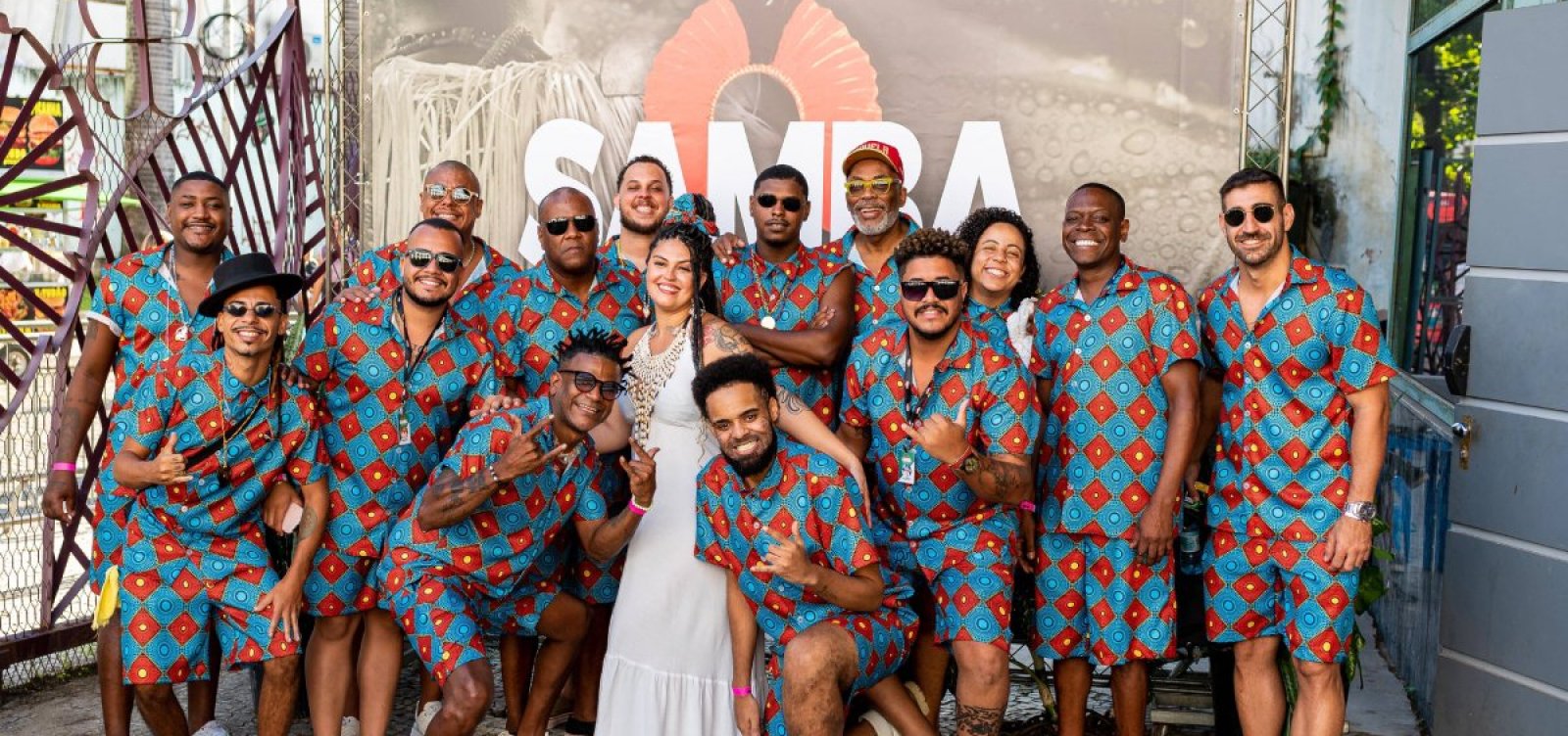 Samba de Caboclo se apresenta na Praça das Artes no Pelourinho