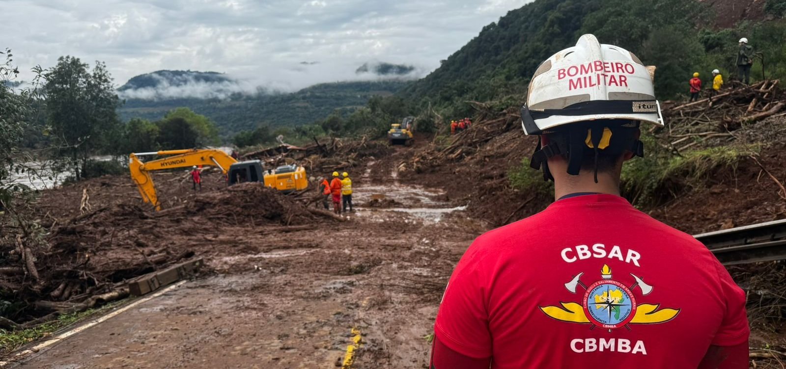 Bahia envia nesta quarta-feira novo grupo de 25 bombeiros para atuar no socorro a vítimas do RS