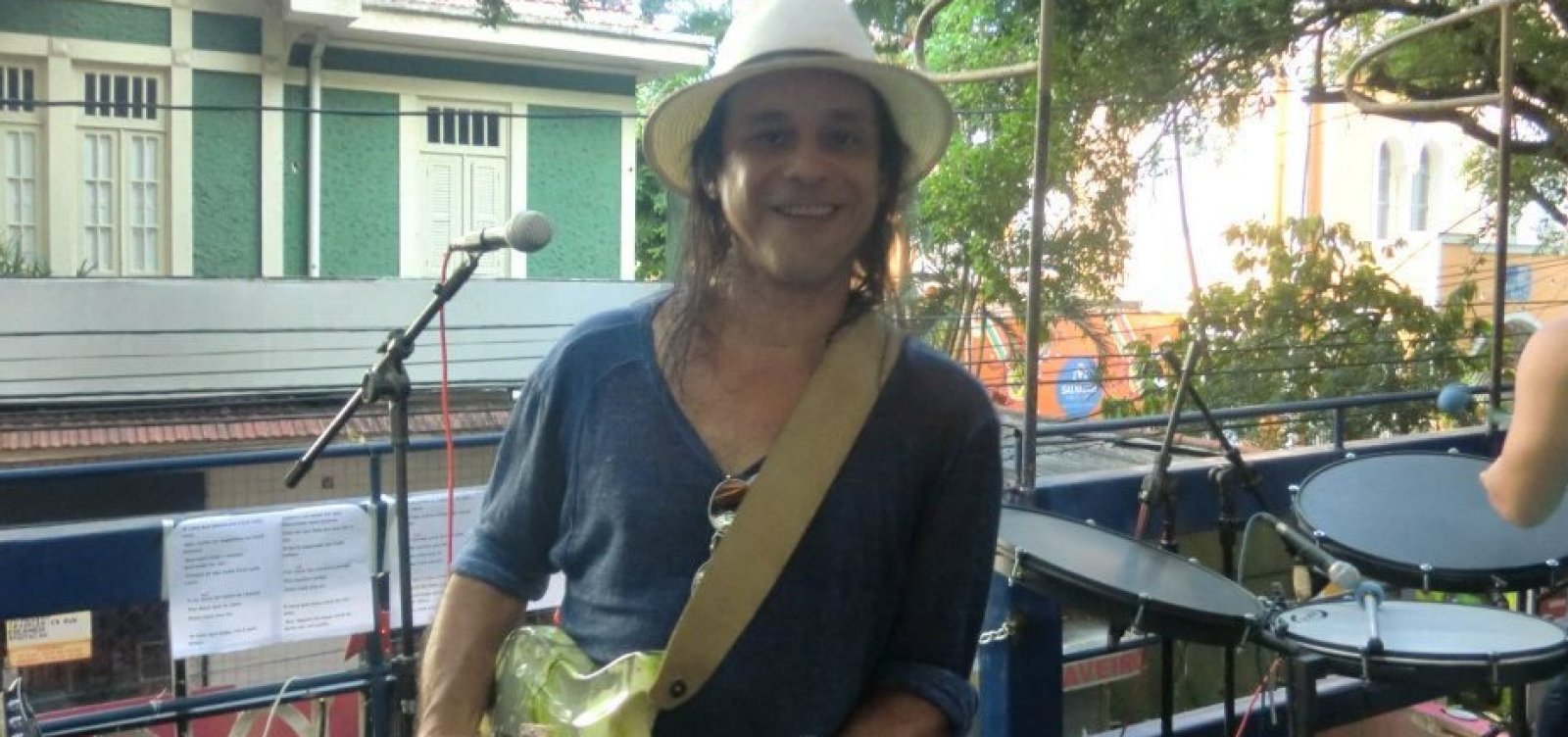 Morre o cantor Missinho, primeiro vocalista da banda Chiclete com Banana