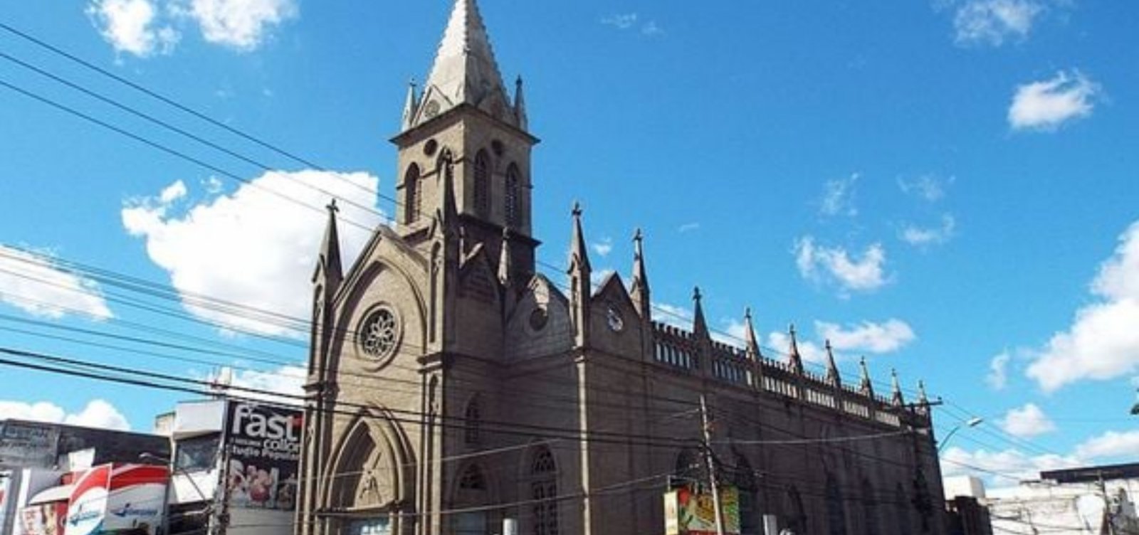 Igreja Senhor dos Passos se torna primeiro santuário urbano de Feira de Santana