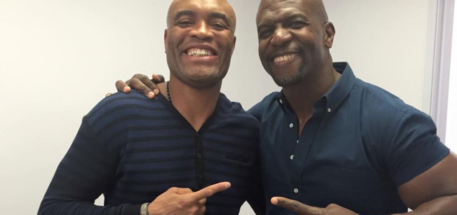 Terry Crews anuncia luta com Anderson Silva no Brasil em junho 