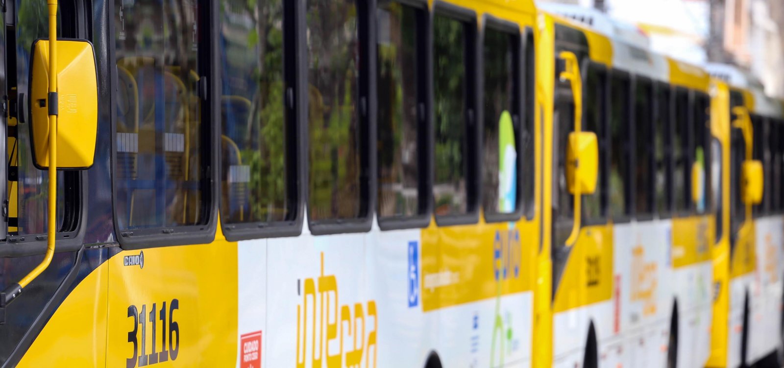 Rodoviários e donos de empresas de ônibus de Salvador chegam a acordo e greve é cancelada