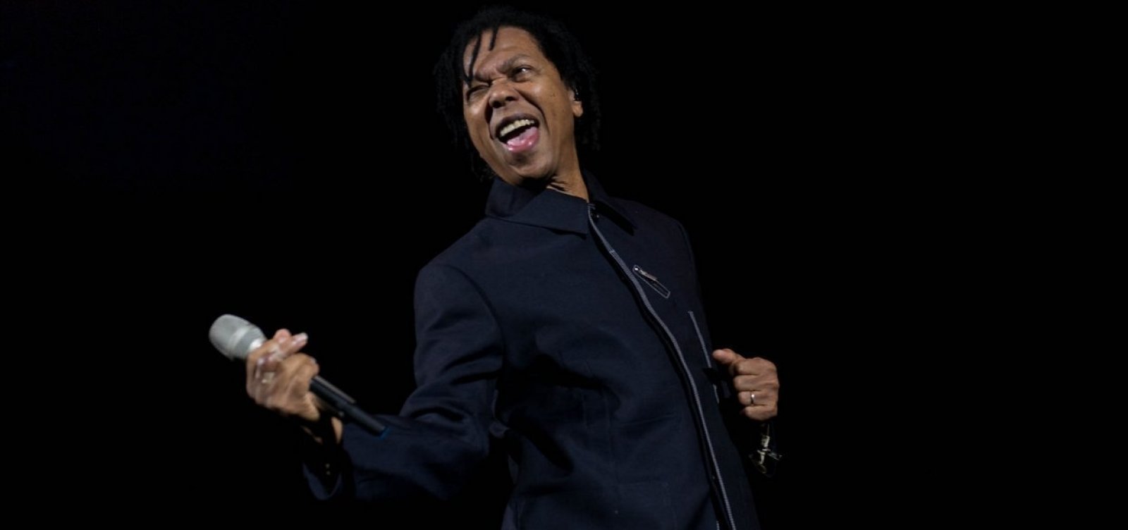 Djavan proíbe Globo de transmitir seu show no Tim Music neste domingo