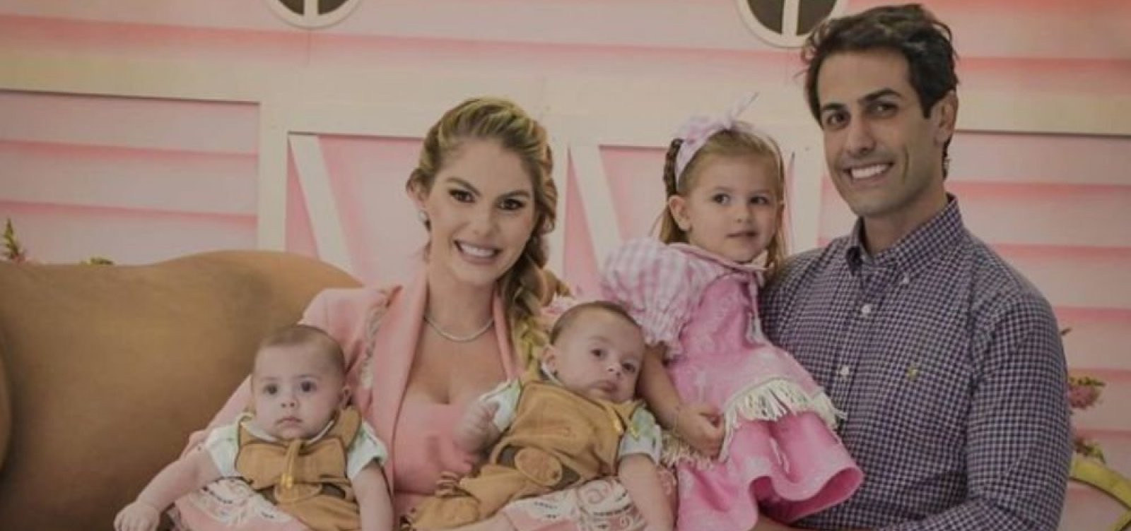 Acompanhando filho na UTI, Bárbara Evans desabafa: "Estou só o corpo, porque a alma..."