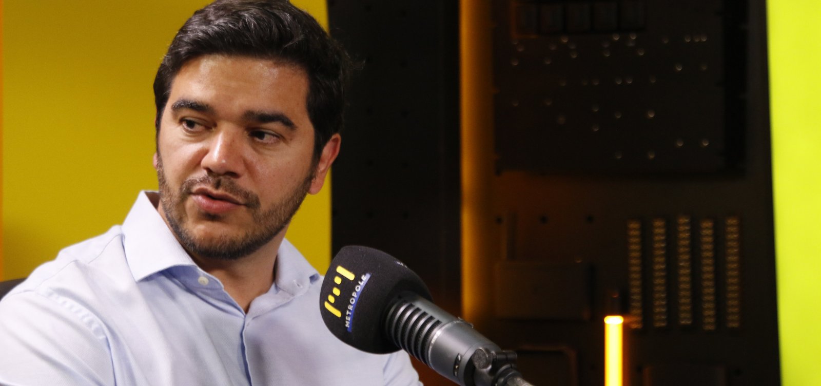 Na Sabatina do JC, Daniel Alves critica Coelba: “a concessionária precisa ser responsável pelos seus atos”