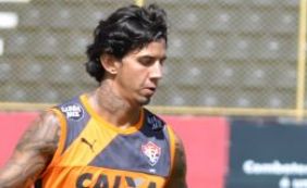 Em partida recheada de polêmica, Vitória enfrenta a Juazeirense pelo Baianão