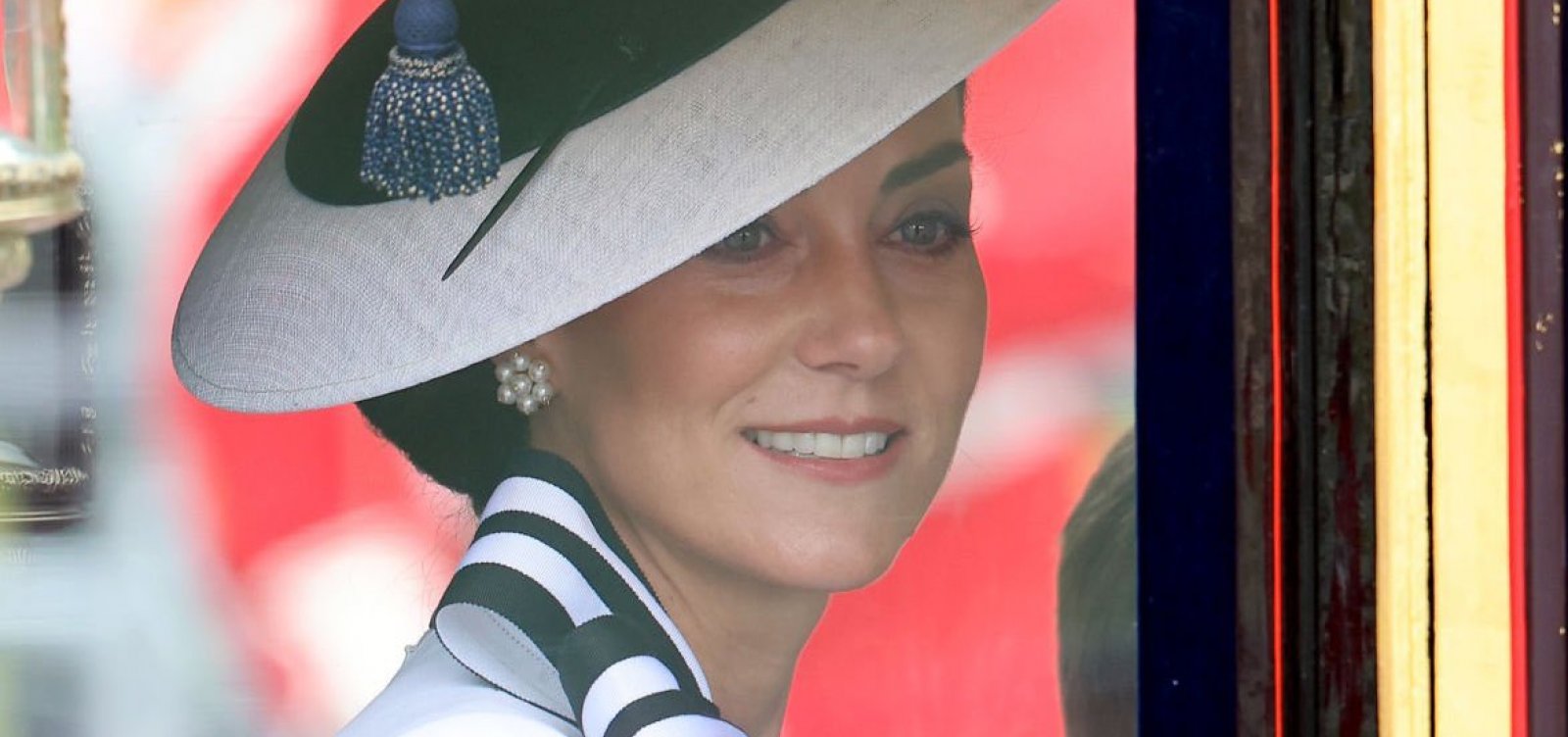 Kate Middleton faz primeira aparição pública após anunciar câncer