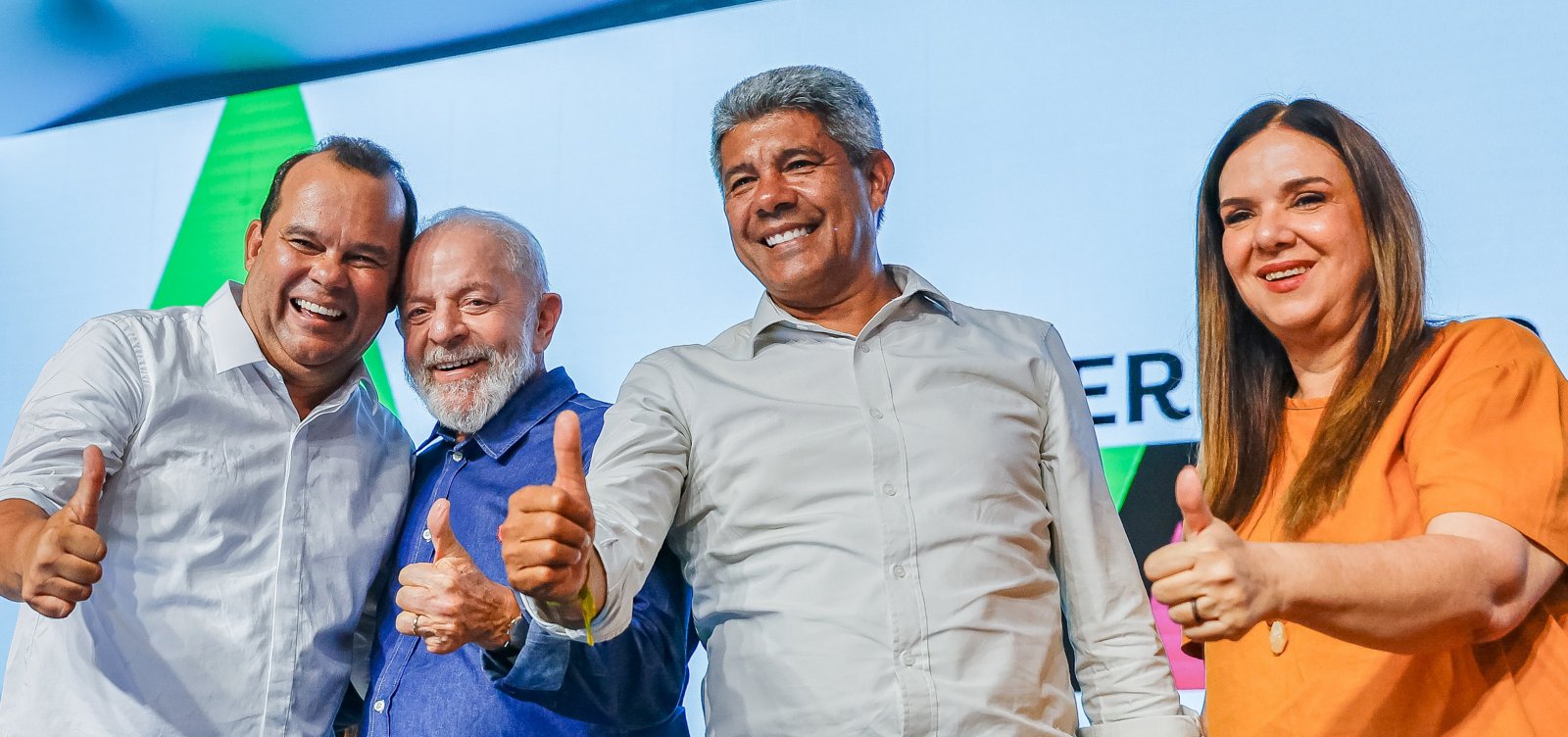 Em Salvador, Lula anuncia programa de regularização fundiária e melhoria habitacional