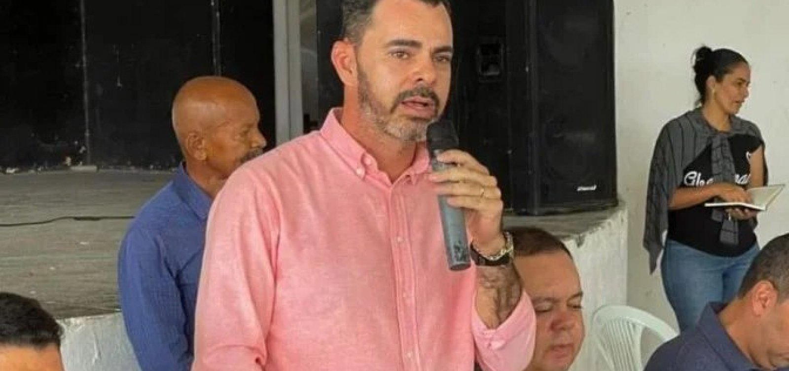 Irmão de Elmar, prefeito de Campo Formoso firmou contrato milionário com empresa ligada a parente