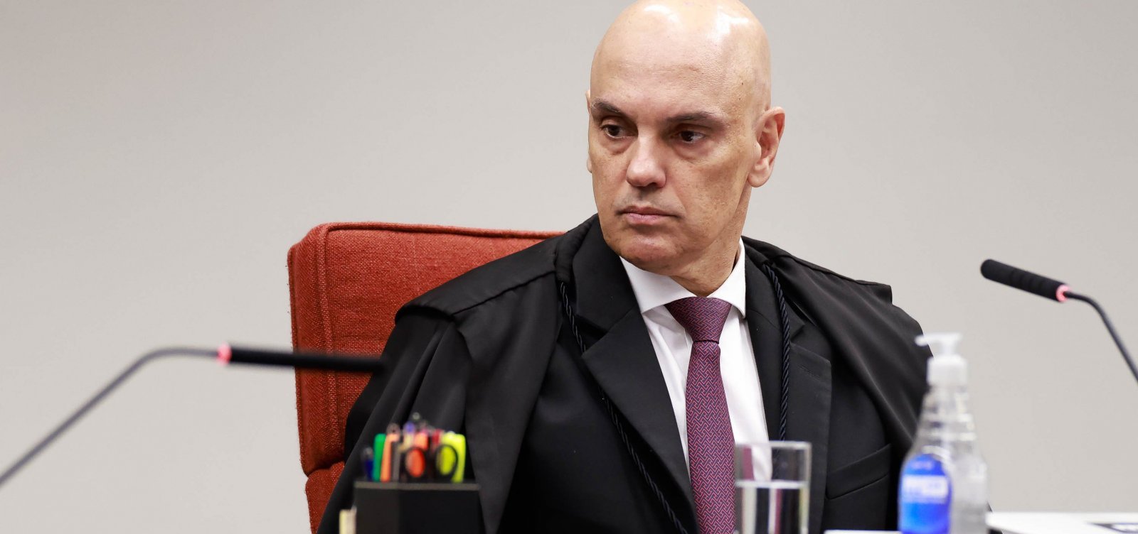 Moraes deve negar pela 4ª vez acesso de defesa de Bolsonaro à delação de Cid