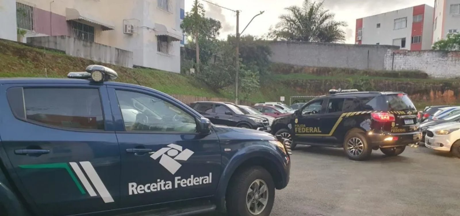 Polícia Federal cumpre mandados em operação que investiga fraude de R$ 4 milhões no Imposto de Renda