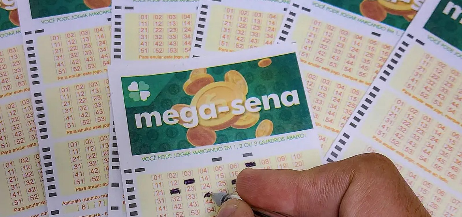 Mega-Sena acumula e poderá pagar até R$ 21 milhões nesta terça-feira
