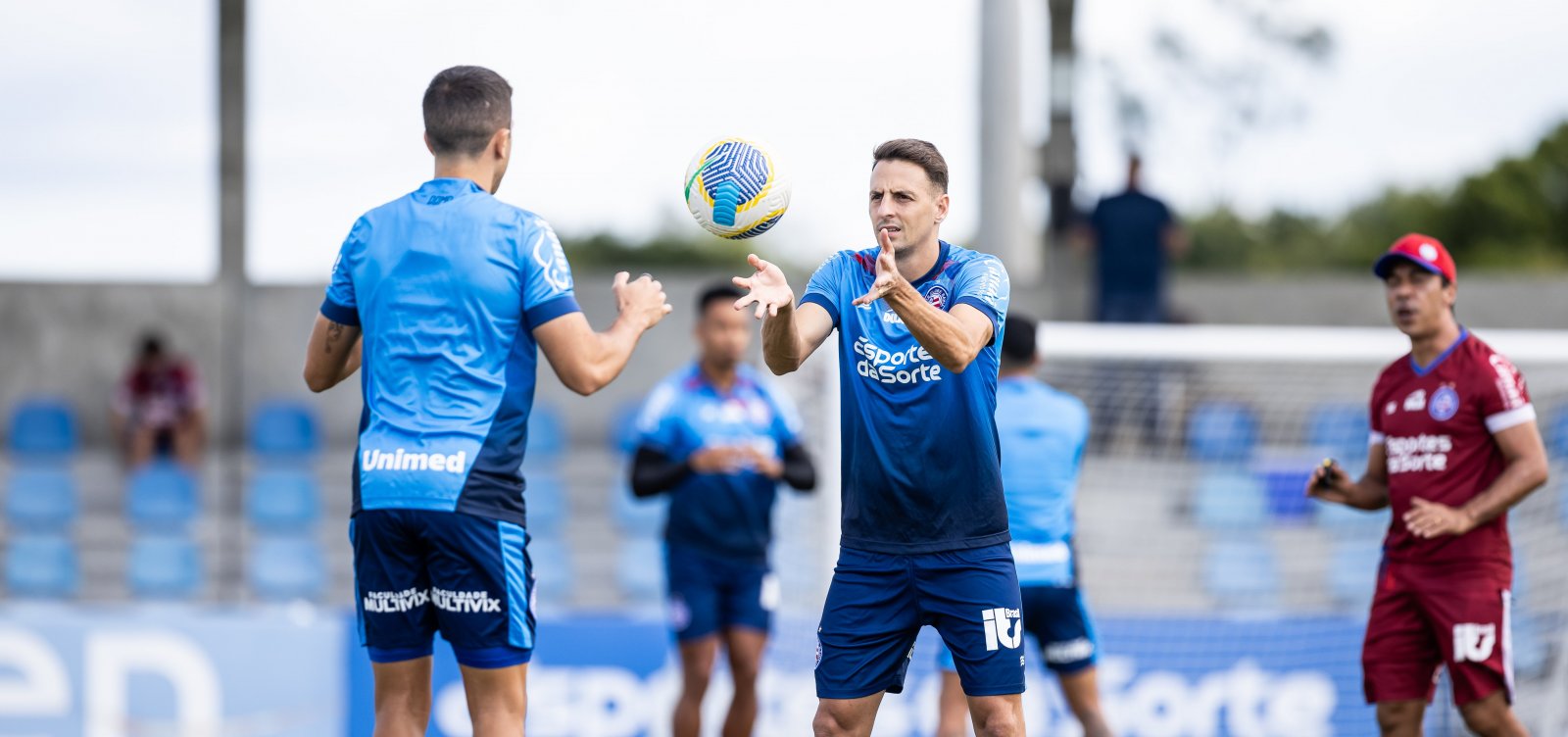 Para voltar a vencer na Série A, Bahia visita o Atlético-GO nesta quarta