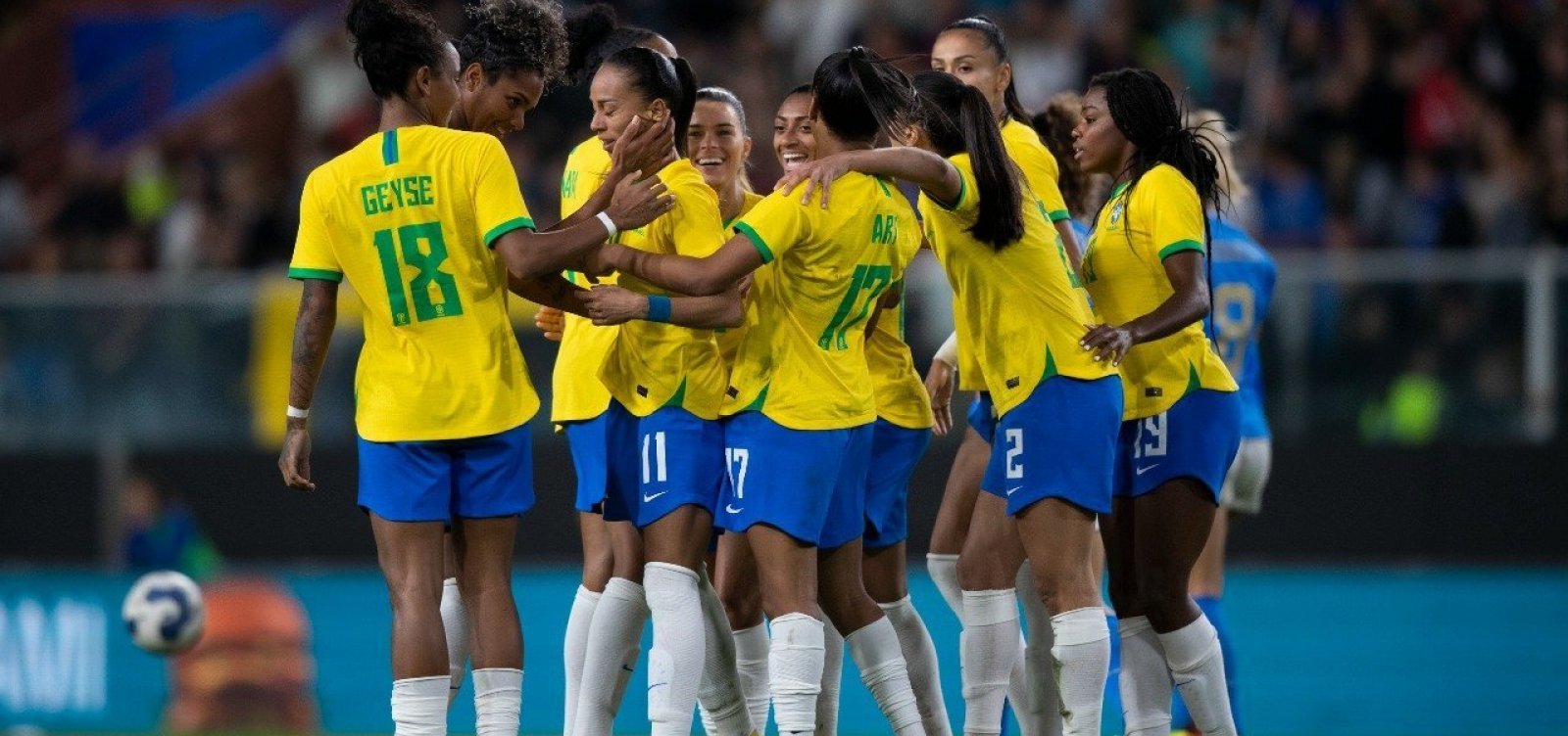 Brasileiras vencem a Nigéria na estreia do futebol feminino em Paris