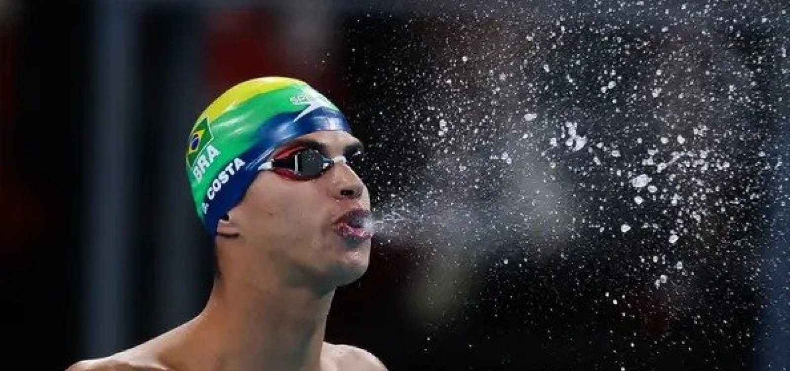 Guilherme Costa, o Cachorrão, fica em 5º lugar nos 400m livre da natação nas Olimpíadas de Paris