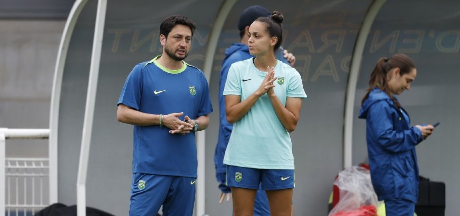 Seleção brasileira feminina enfrenta o Japão nas Olimpíadas