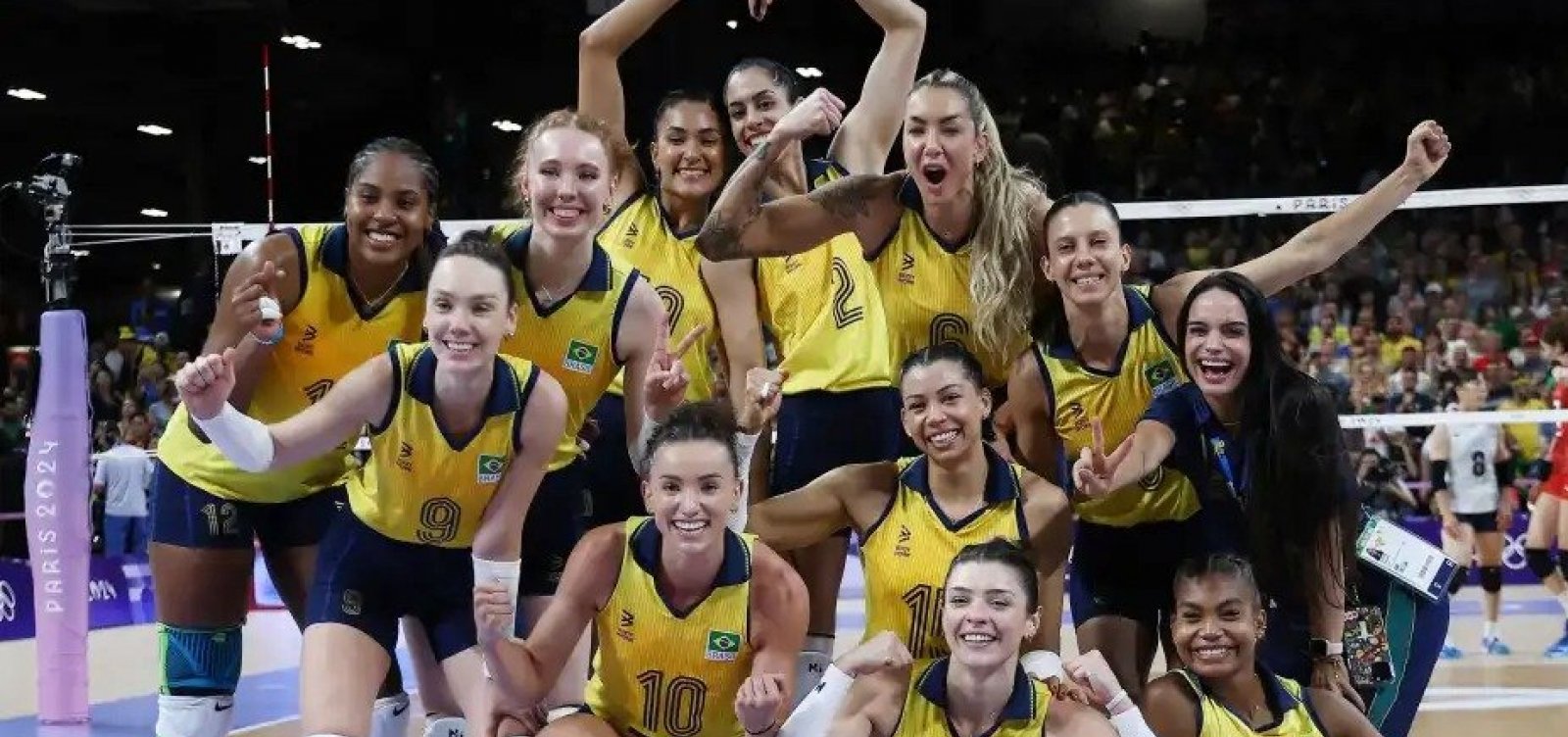 Seleção feminina de vôlei vence a Polônia e garante vaga nas quartas de final