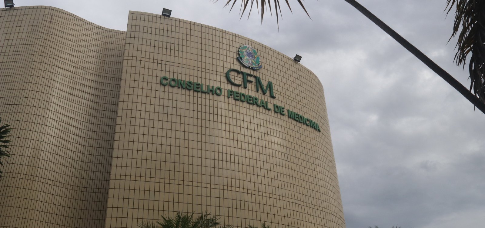 Eleição para conselheiros do CFM começa nesta terça-feira em meio a acusações de partidarização