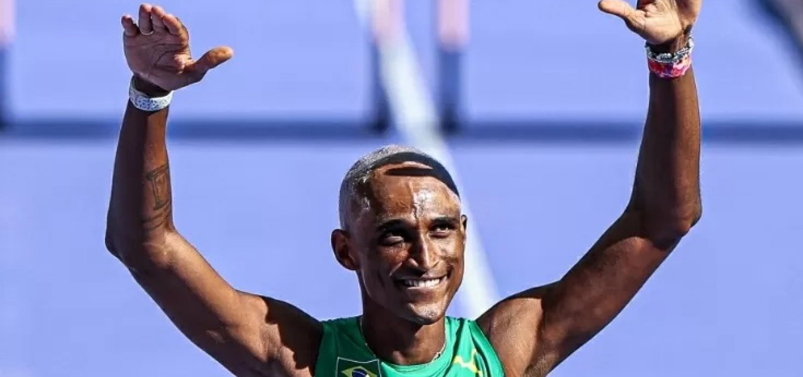 Alison dos Santos conquista bronze nos 400m com barreira em Paris