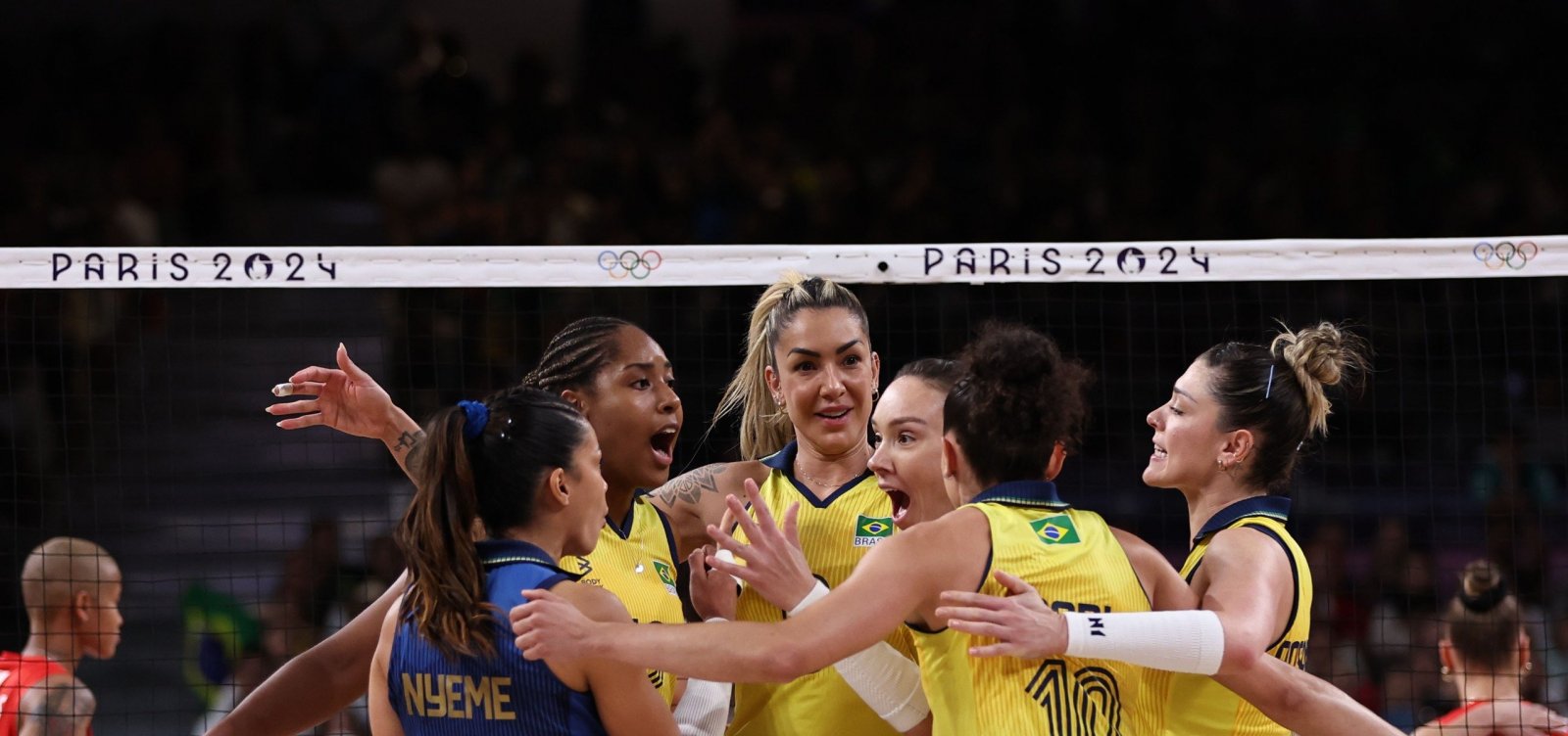 Brasil supera a Turquia e garante o bronze no vôlei feminino