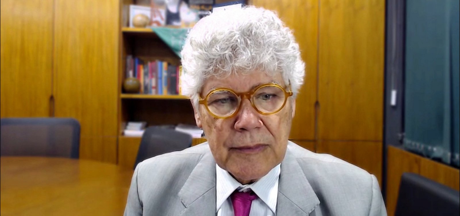 Chico Alencar comenta alteração no código florestal: "Temos condição de barrar"