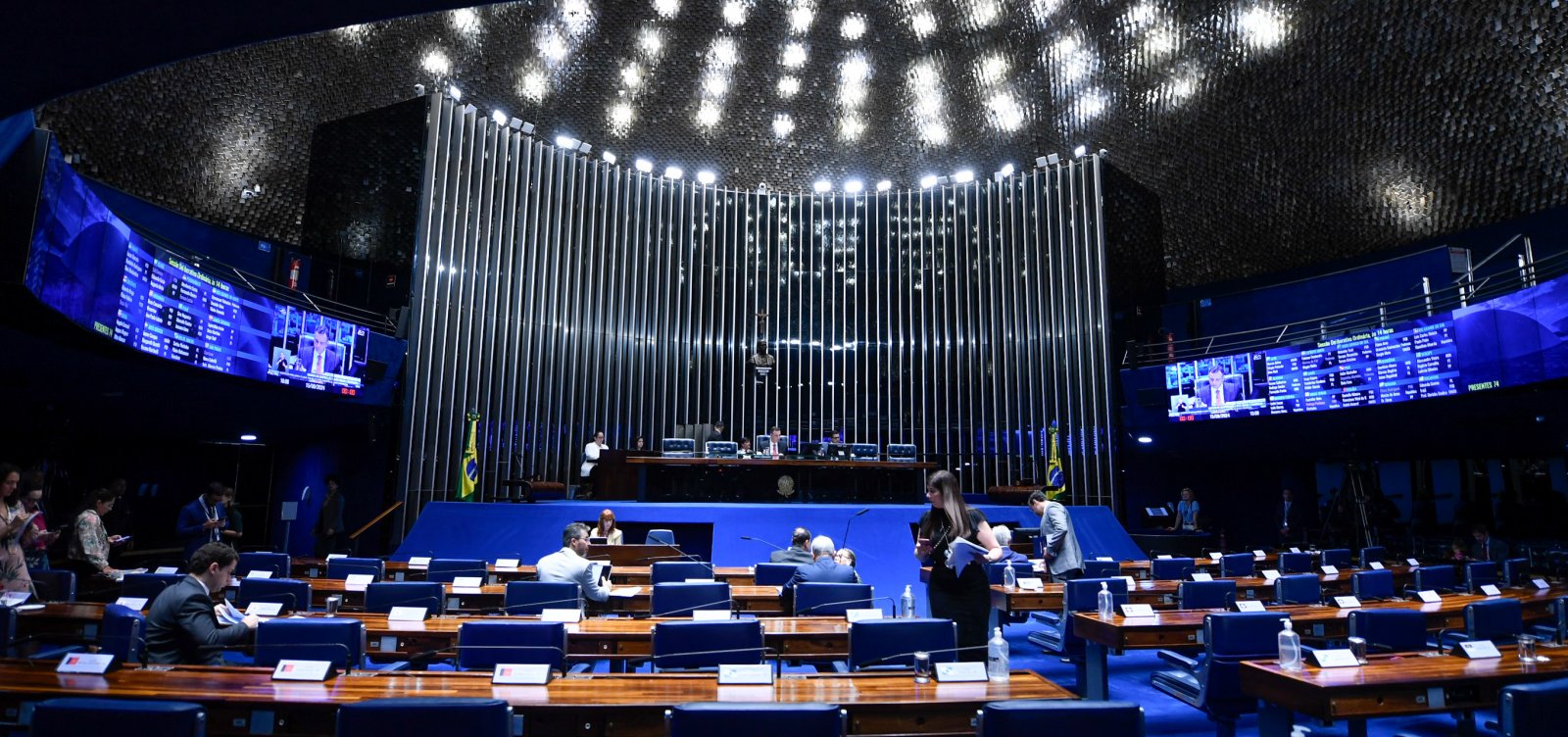 Senado aprova PEC da Anistia para perdoar multas eleitorais de partidos