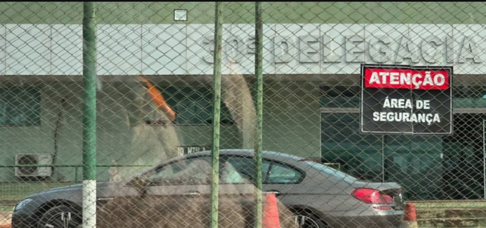 BMW de médico que atropelou jovem em racha é apreendida pela polícia 