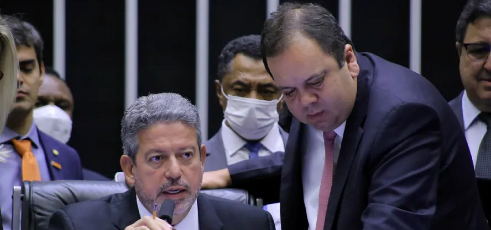 Lira convoca líderes nesta semana para anunciar sucessor na Câmara