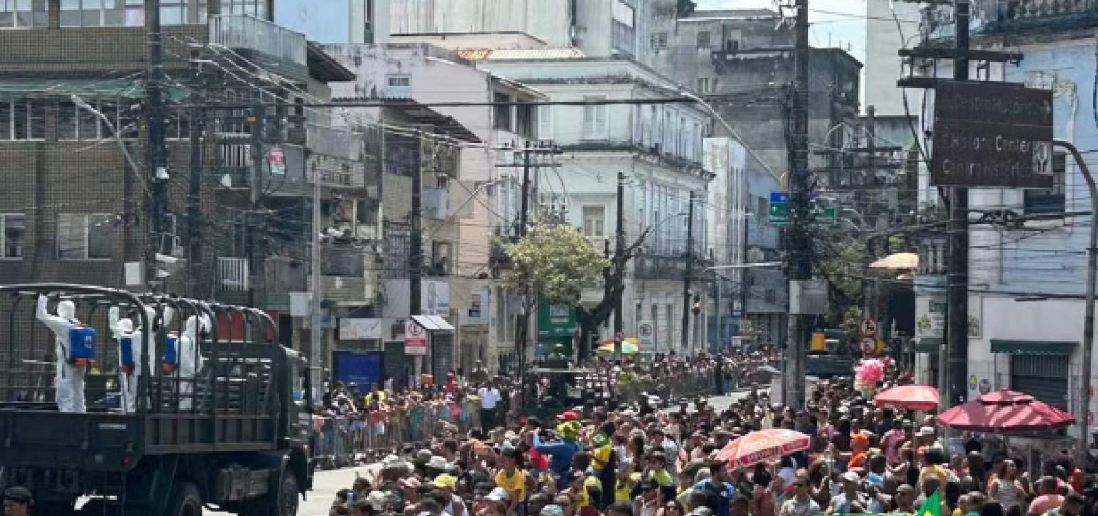 Em Salvador, cerca de 6 mil celebram os 202 anos da Independência do Brasil com desfile cívico 